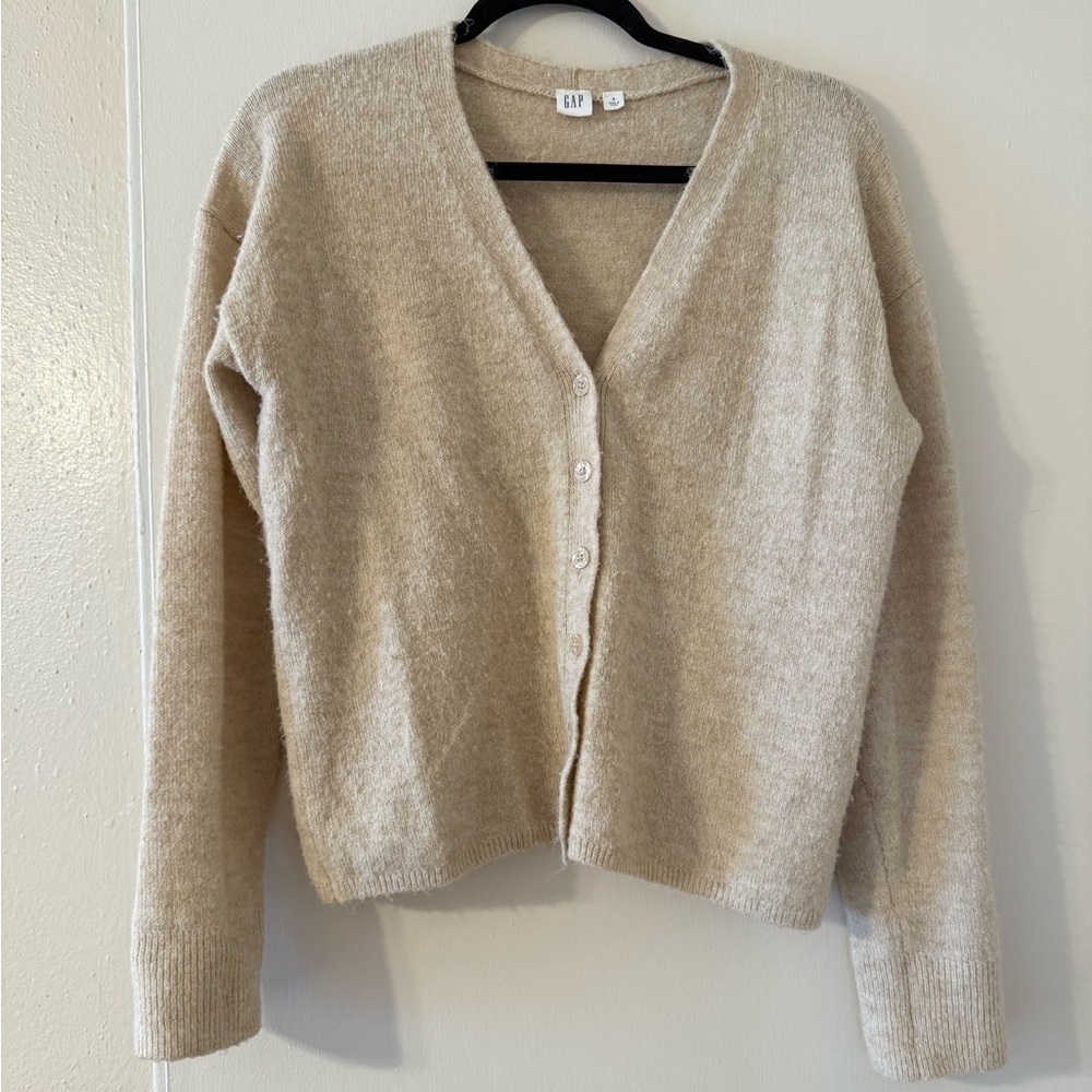 Women's GAP Cream Beige Cardigan Sweater